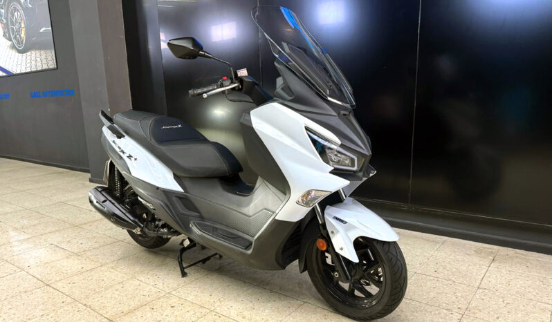 SYM JOYMAX Z+ 125 lleno