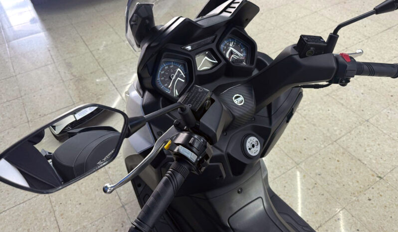 SYM JOYMAX Z+ 125 lleno