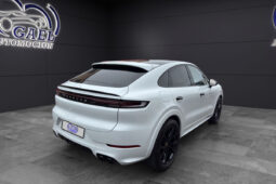 PORSCHE CAYENNE COUPÉ EHYBID lleno