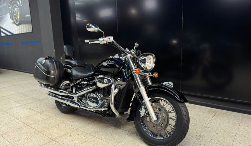 SUZUKI INTRUDER C800 lleno