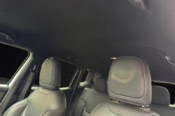 JEEP RENEGADE 4XE lleno
