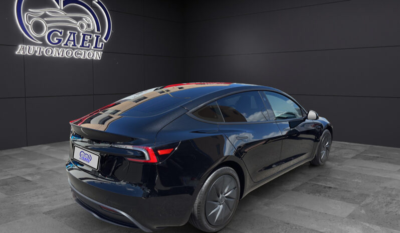 TESLA MODEL 3 lleno