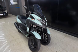 YAMAHA TRICITY 300 lleno