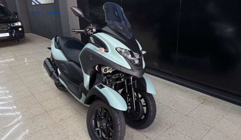 YAMAHA TRICITY 300 lleno