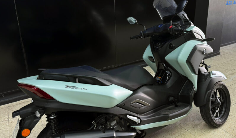 YAMAHA TRICITY 300 lleno