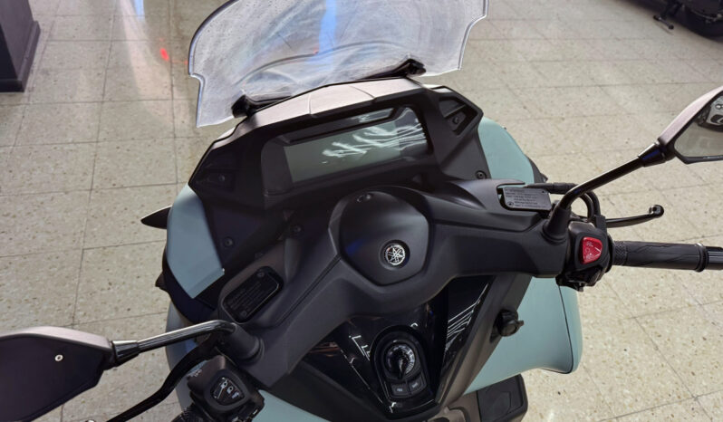 YAMAHA TRICITY 300 lleno