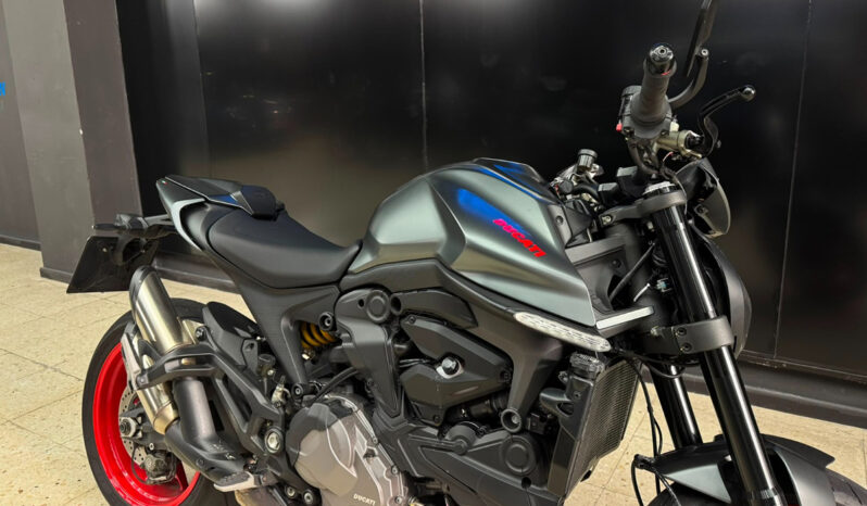 DUCATI MONSTER lleno