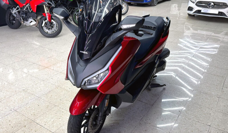HONDA FORZA 350 lleno