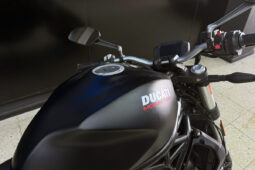 DUCATI MONSTER 821 DARK lleno