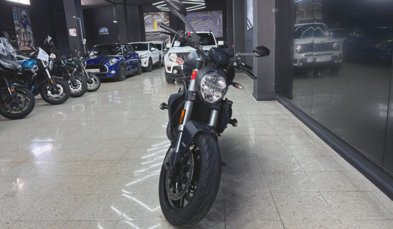 DUCATI MONSTER 821 DARK lleno