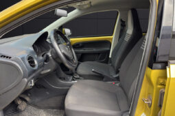 VOLKSWAGEN E-UP! lleno