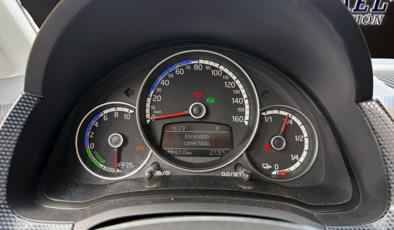 VOLKSWAGEN E-UP! lleno