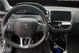 PEUGEOT 208 ACTIVE PURETECH lleno