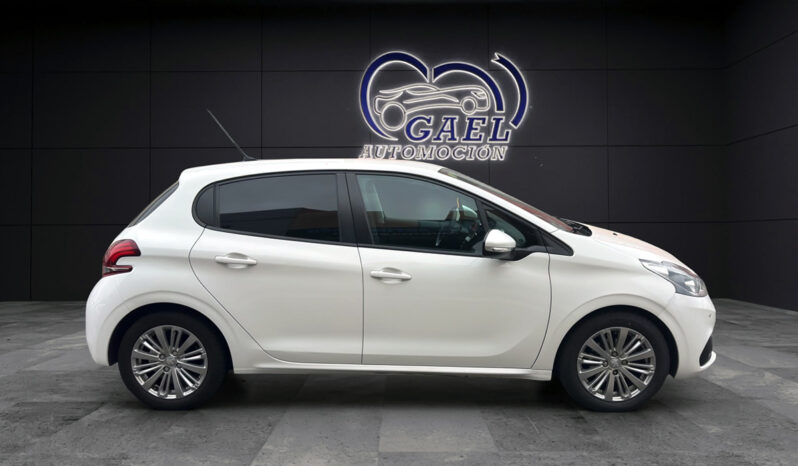 PEUGEOT 208 ACTIVE PURETECH lleno