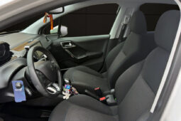 PEUGEOT 208 ACTIVE PURETECH lleno