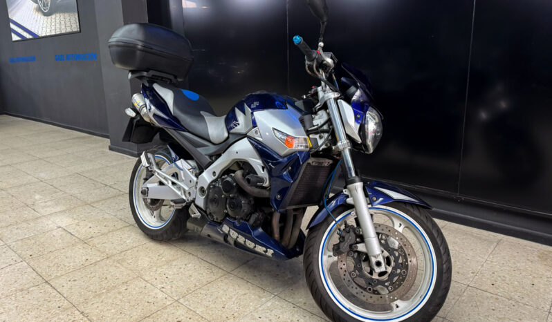 SUZUKI GSR 600 lleno