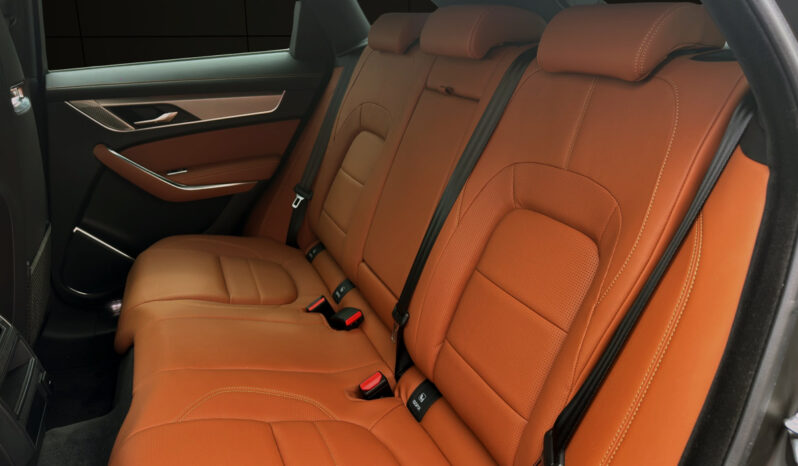 JAGUAR F-PACE lleno